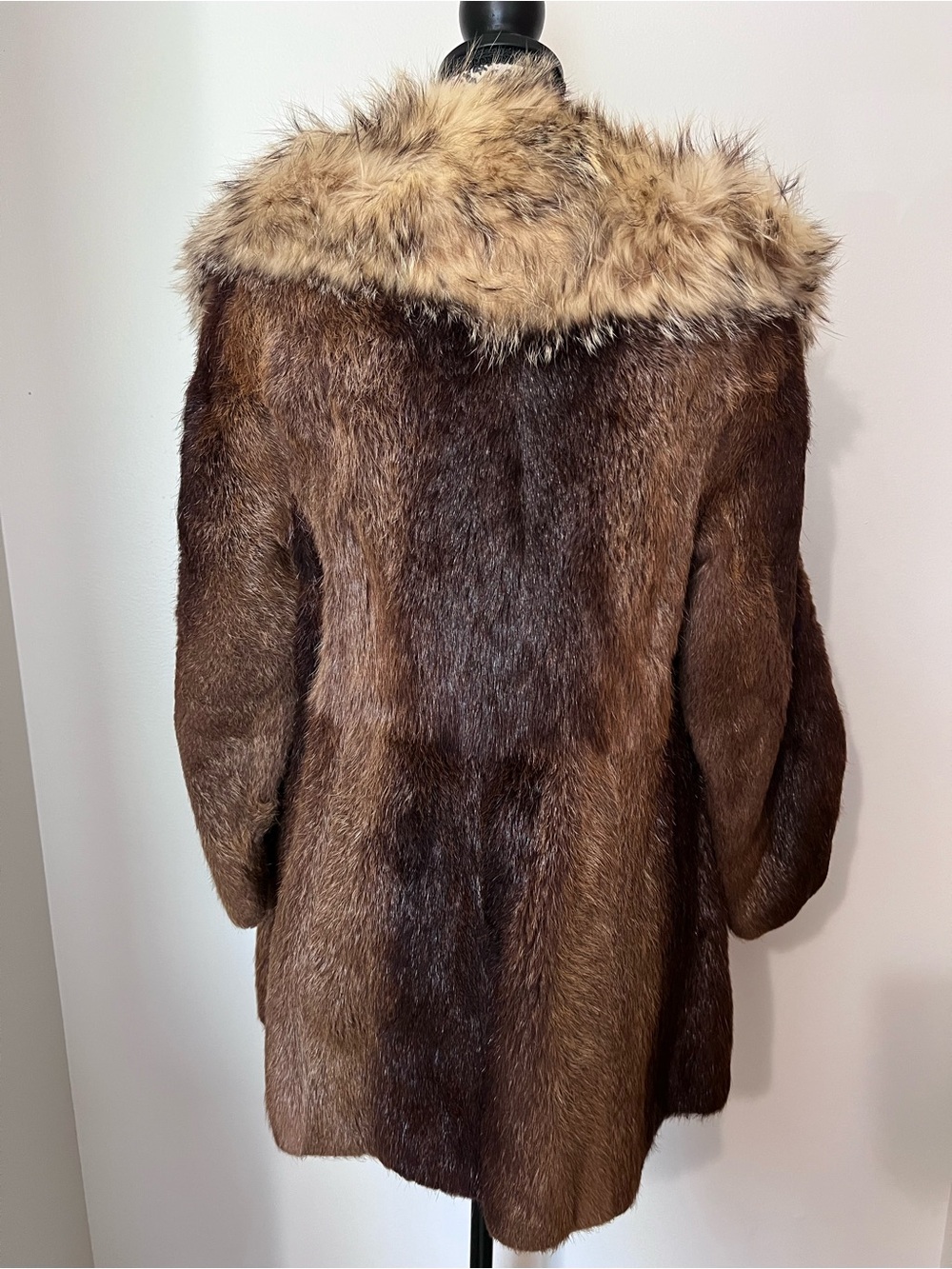 VTG Genuine Fur Statement Jacket Contrast Fluffy Collar Brown Satin Lining - Picture 5 of 16